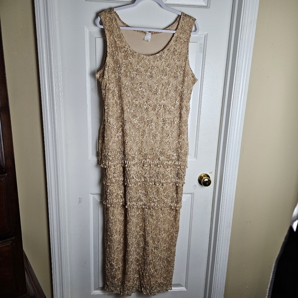 Designs Today's Women Elegant Lace Beige/Gold Dress/Jacket Size XL - Picture 2 of 16